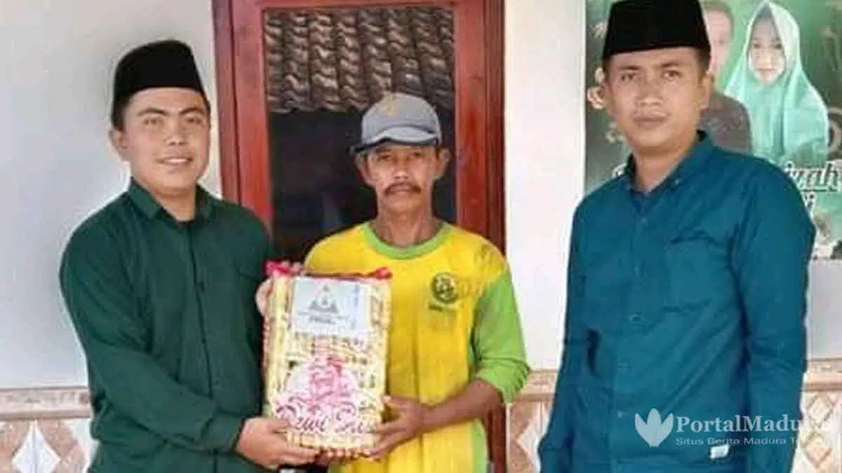 Bukan dari Pemerintah, Pemuda Sumenep Salurkan Bantuan Buat Warga Tertimpa Musibah
