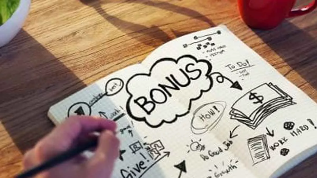 Ini Perbedaan Insentif dan Bonus, Karyawan Harus Tahu!