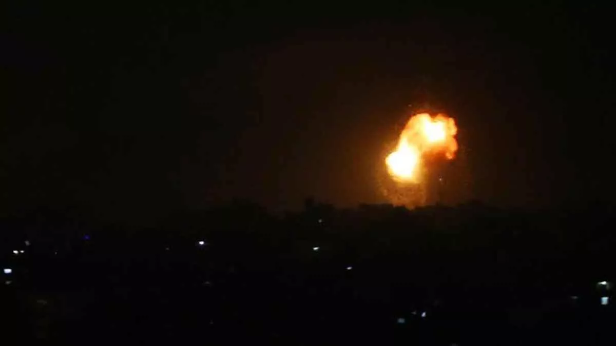 Israel Melanjutkan Serangan Udara ke Gaza
