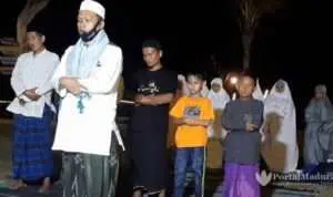Khotbah Gerhana Bulan di Pantai eKasoghi: Tinggalkanlah Mitos