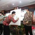 Bertekad Ciptakan Pemerintahan Bersih, Mas Tamam Teken Komitmen Pemberantasan Korupsi
