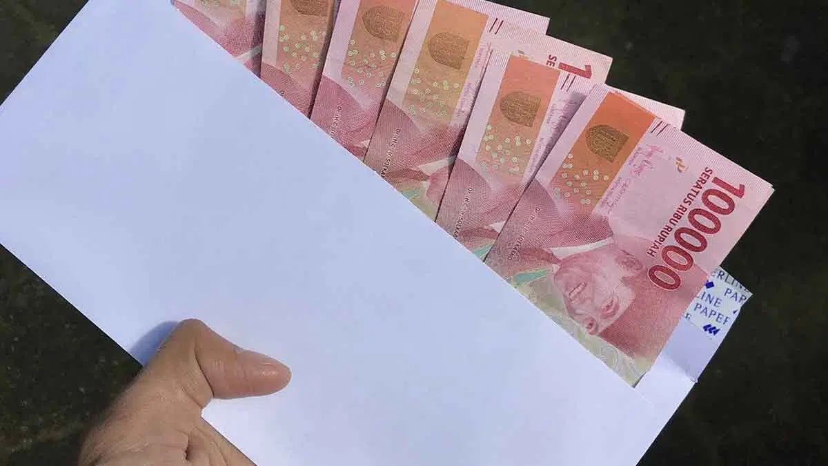 Zakat-Fitrah-Pakai-Uang,-Bolehkah