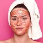 Atasi Wajah Beruntusan dengan 5 Masker Alami Ini