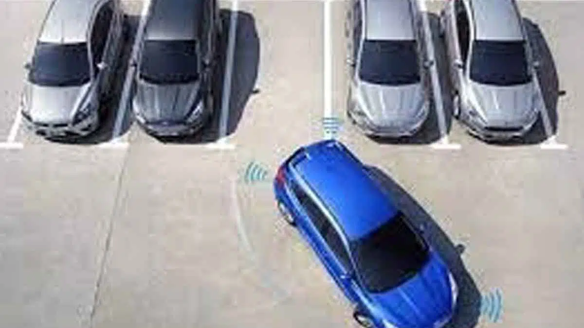 4 Cara Mudah Parkir Mobil bagi Pemula