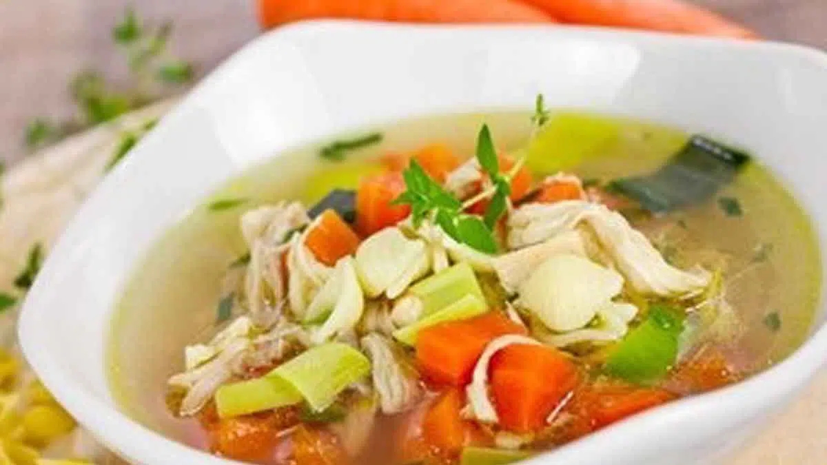 Resep Sop Jamur yang Mudah, Praktis dan Bikin Nagih