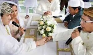 Selain Ayah Kandung, Ini 4 Pembagian Wali Nikah