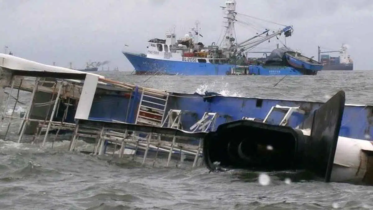 6 Orang Tewas Akibat KMP Yunice Tenggelam di Selat Bali