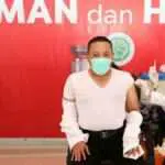 Ada Rekomendasi Tim Medis, Bupati Sampang Disuntik Vaksin Tahap Kedua