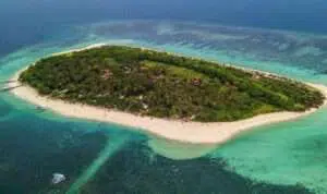 Anda Wajib Tahu, Ini 5 Tempat Wisata Alam di Jawa Timur yang Tidak Kalah Indah dari Lombok