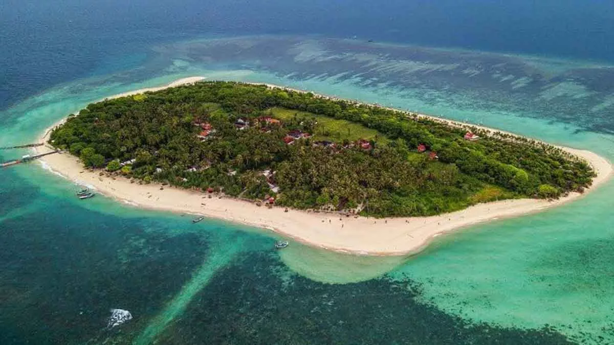 Anda Wajib Tahu, Ini 5 Tempat Wisata Alam di Jawa Timur yang Tidak Kalah Indah dari Lombok