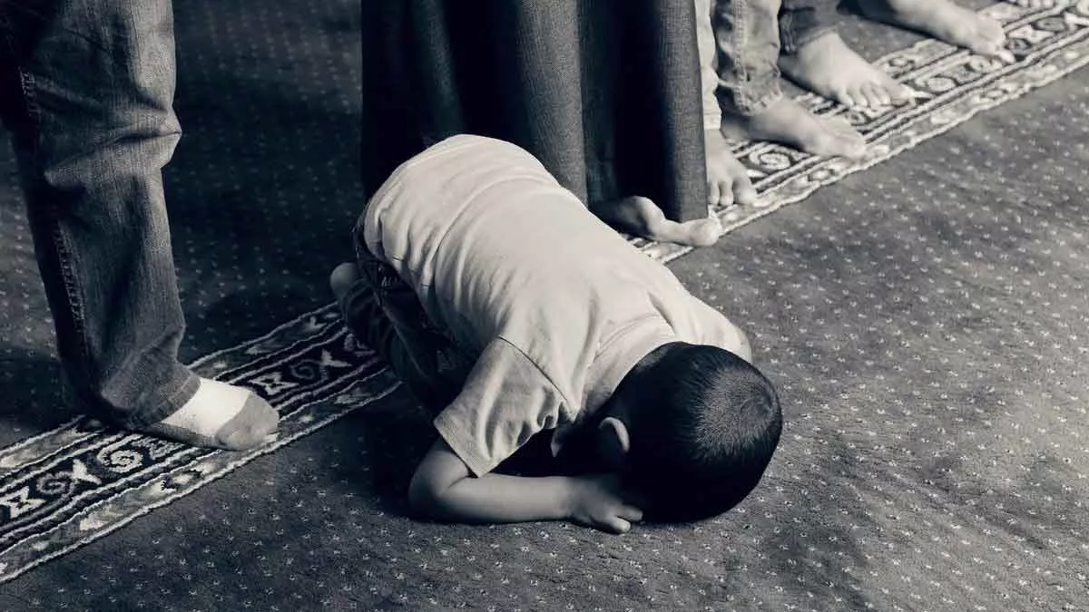 Baca-Doa-Ini-Saat-Mendidik-Anak-Anda,-Insya-Allah-Makbul