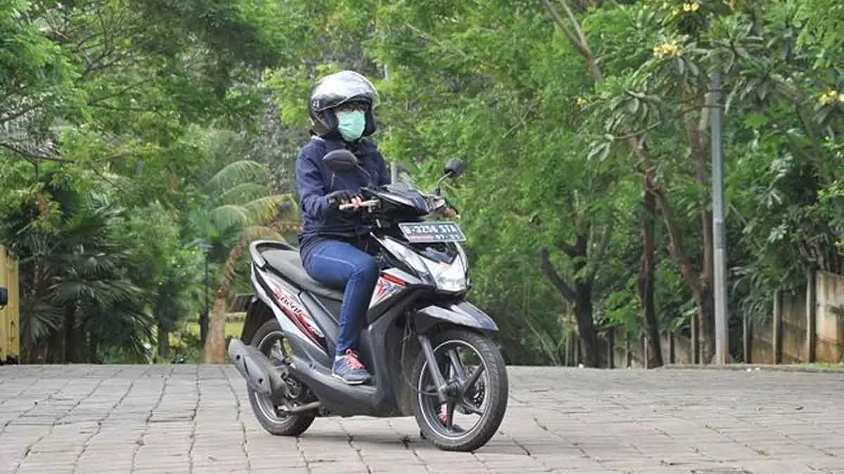 Cara Mudah Mengendarai Motor Matik Bagi Pemula