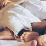 Bolehkah Suami Istri Tidur dalam Keadaan Junub?