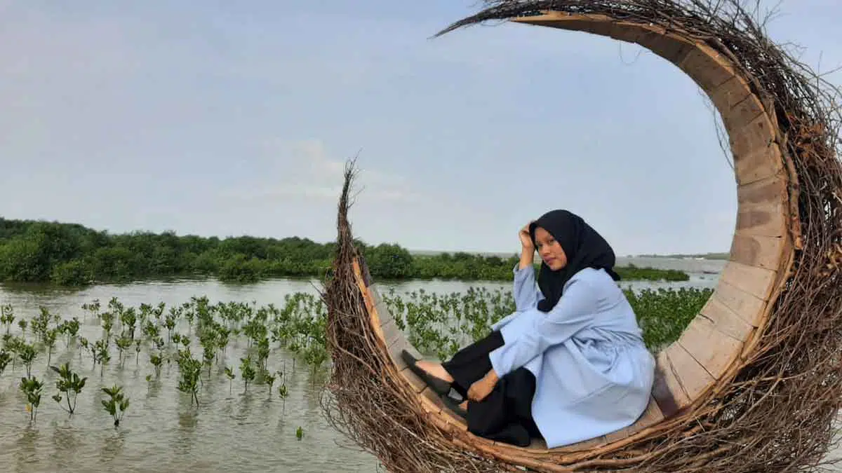 Indahnya Wisata Mangrove Kedatim Sumenep