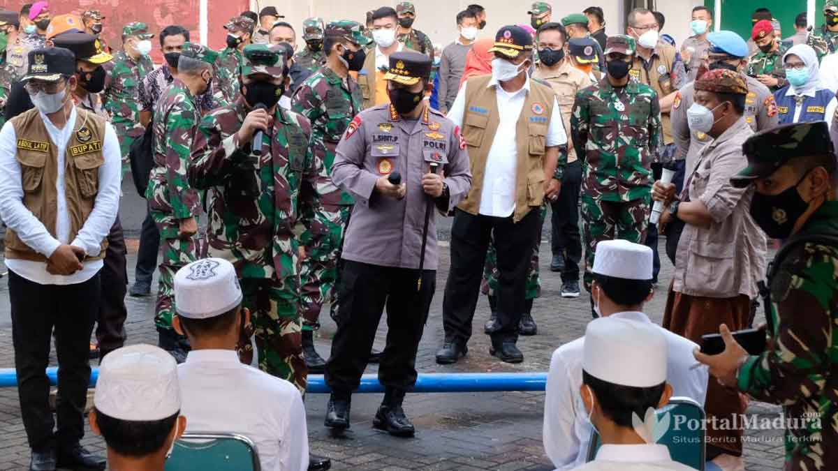 Panglima TNI dan Kapolri Dengarkan Keluhan Warga Bangkalan