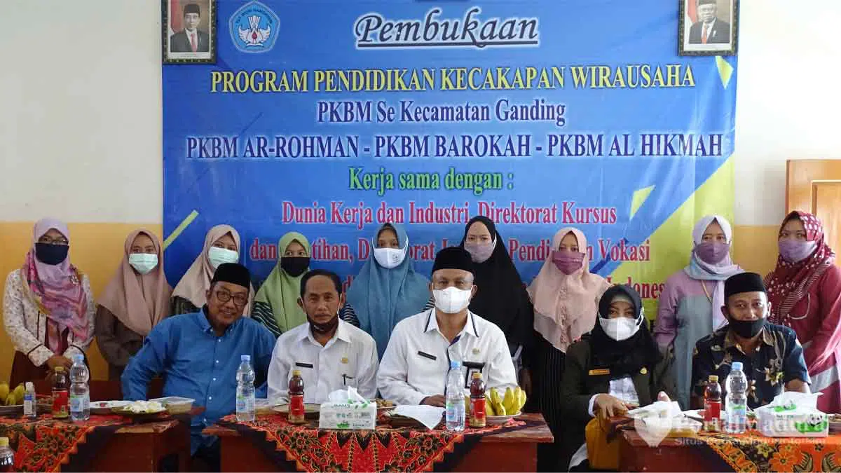 Plt Kadisdik Sumenep Buka Program Pendidikan Kecakapan Wirausaha Pkbm Se-Ganding - Portalmadura.com Plt Kadisdik Sumenep Buka Program Pendidikan Kecakapan Wirausaha PKBM se-Ganding