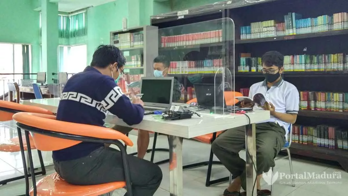 Ratusan Buku Sempat Dikabarkan “Raib” di Perpusda Sumenep