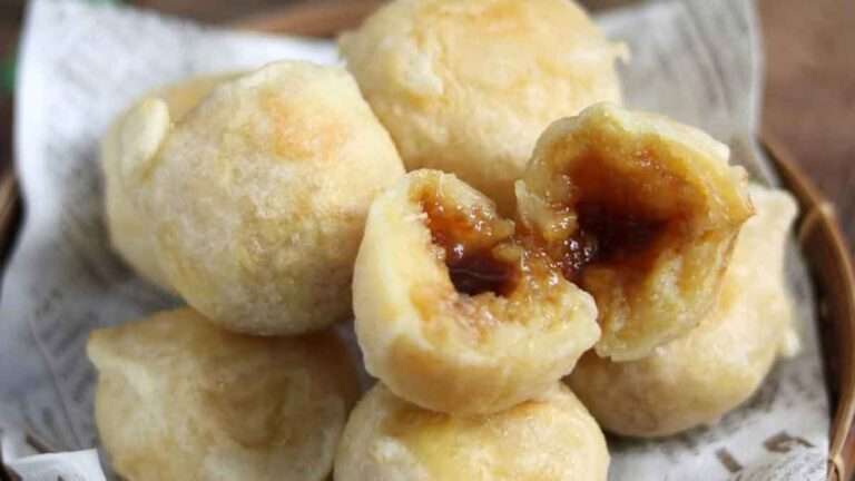 Resep Tape Singkong Goreng Isi Gula Merah yang Lumer di Resep Tape Singkong Goreng Isi Gula Merah yang Lumer di