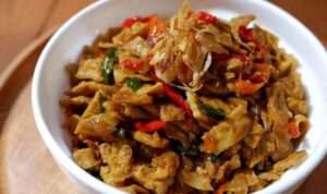 Resep-Tumis-Telur-Dadar,-Menu-Praktis-Tapi-Mewah