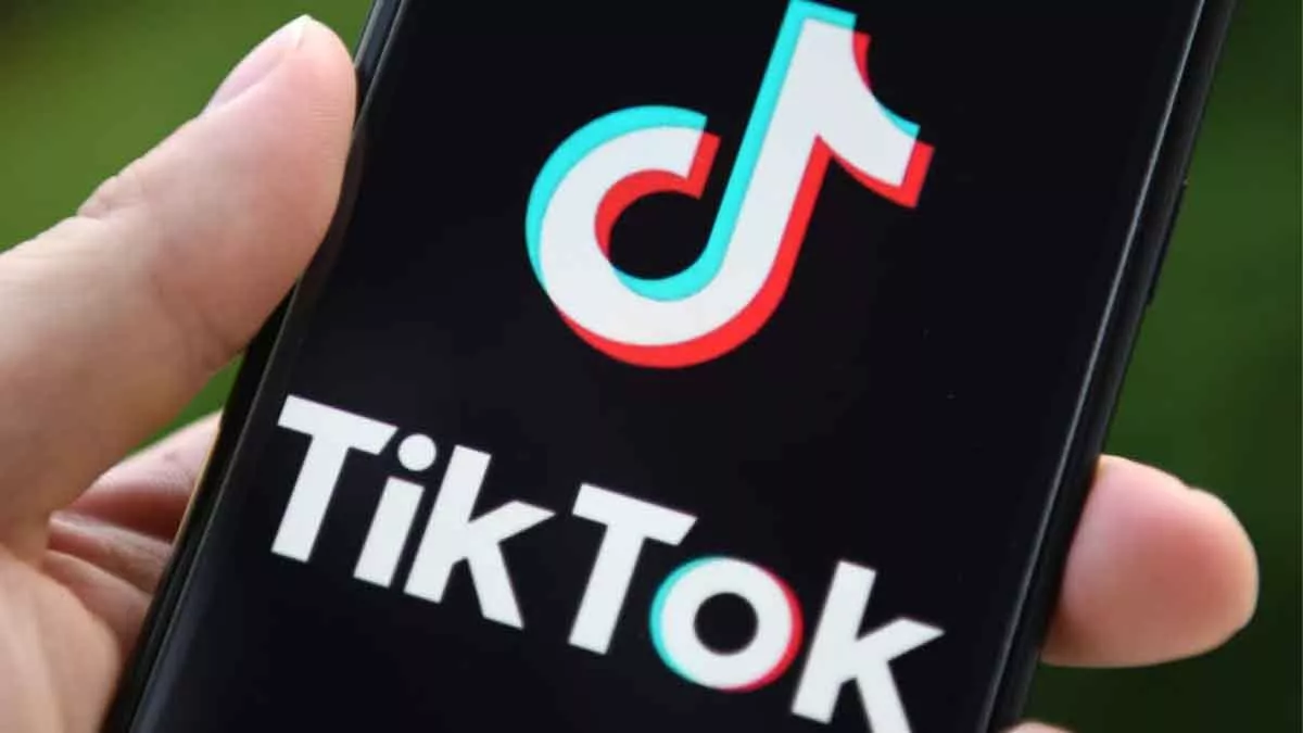 TikTok dan Kehidupan Remaja Madura