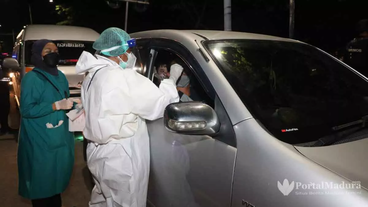 Wagub dan Wakapolda Pastikan Penyekatan Sisi Bangkalan Berjalan Efektif