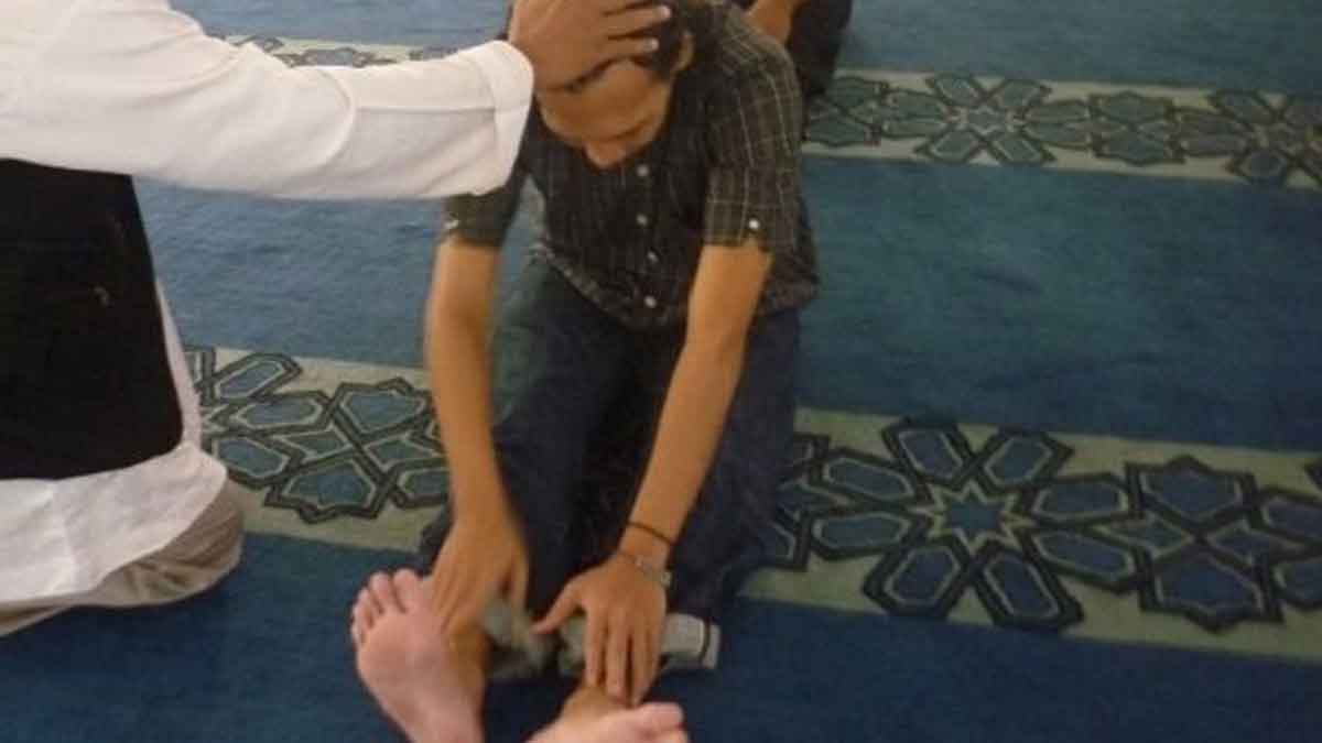 3 Syarat Rukyah Sesuai Syariat