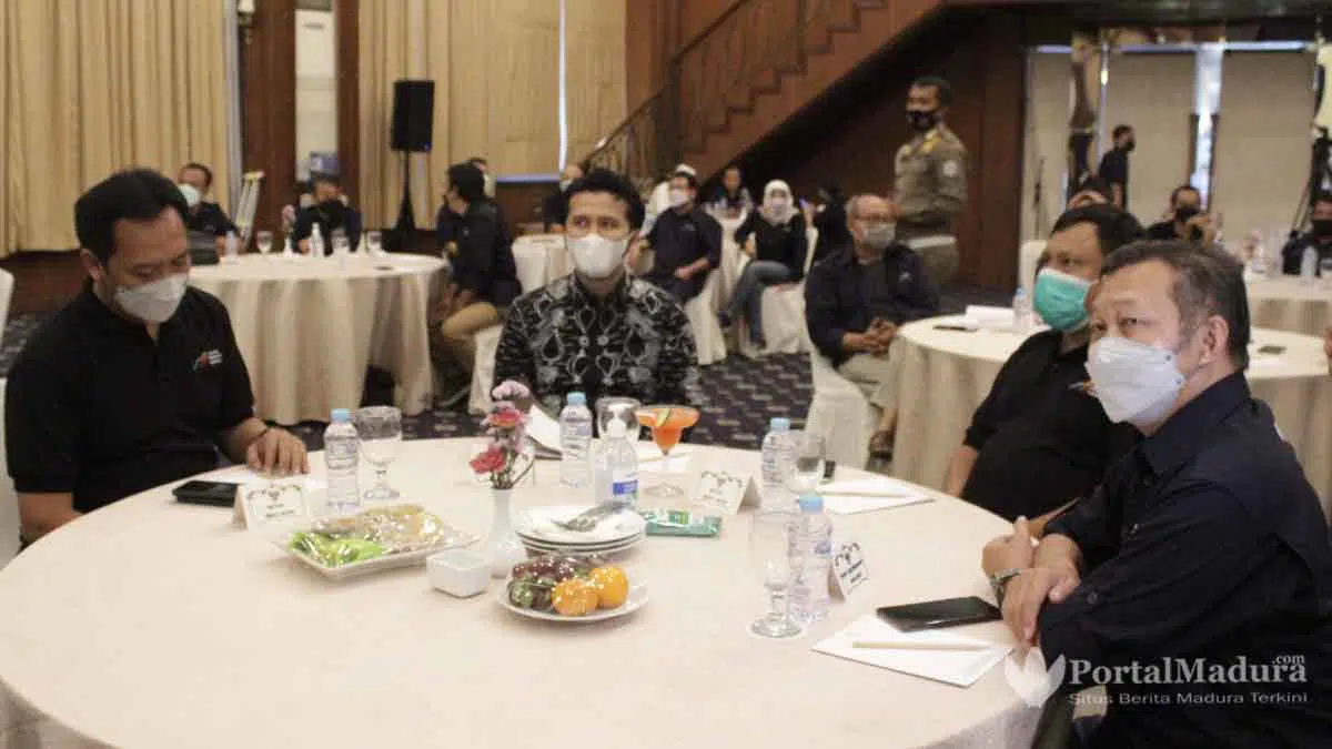 Wagub Emil Dardak Ajak AMSI Jatim Turut Gaungkan Gerakan Bangga Buatan Indonesia