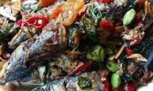 Resep Oseng Ikan Pindang yang Pedas dan Gurih