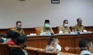 Alasan-Keselamatan,-Pilkades-Serentak-di-Sampang-Ditunda-Tahun-2025