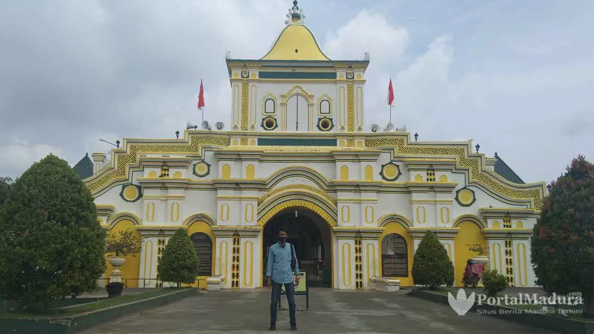 Baru 4.406 Tempat Ibadah Warga Muslim Sumenep Yang Memiliki Legalitas Resmi - Portalmadura.com Baru-4.406-Tempat-Ibadah-Warga-Muslim-Sumenep-Yang-Memiliki-Legalitas-Resmi