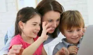 Cara Membimbing Anak Menggunakan Internet Secara Positif