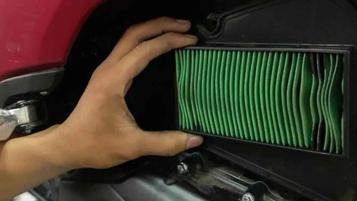 Dampak-Negatif-Jika-Filter-Udara-Motor-Anda-Dibiarkan-Kotor