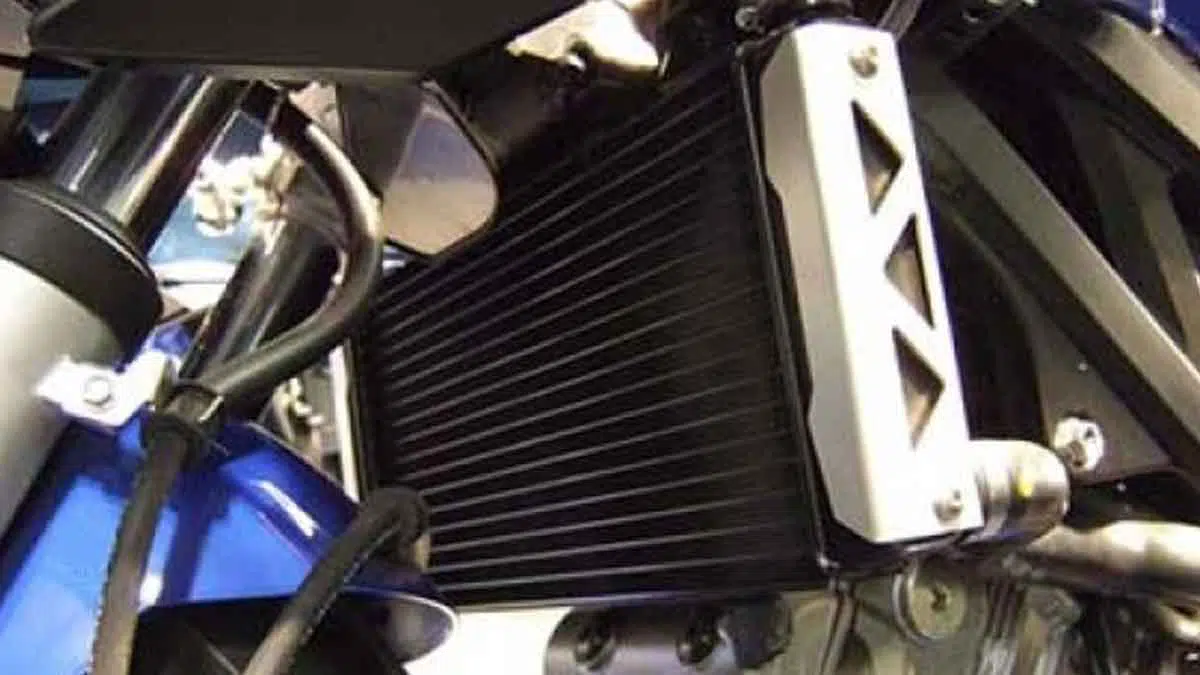 Efek-Negatif-Radiator-Sepeda-Motor-yang-Tak-Berfungsi,-Jangan-Sepelekan!