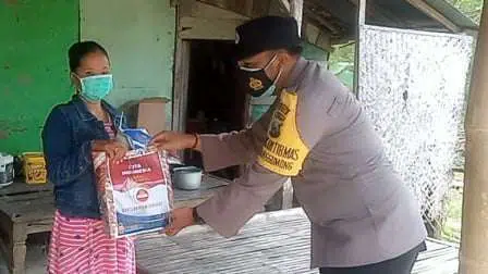 Bansos Darurat, Polres Sampang Distribusikan 5 Ton Beras & Paket Sembako