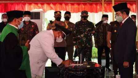 111 Kades Terpilih 2021 di Bangkalan Dilantik, Begini Pesan Bupati