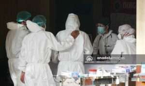 Indonesia Butuh 3 Ribu Dokter dan 20 Ribu Perawat Atasi Lonjakan Covid-19