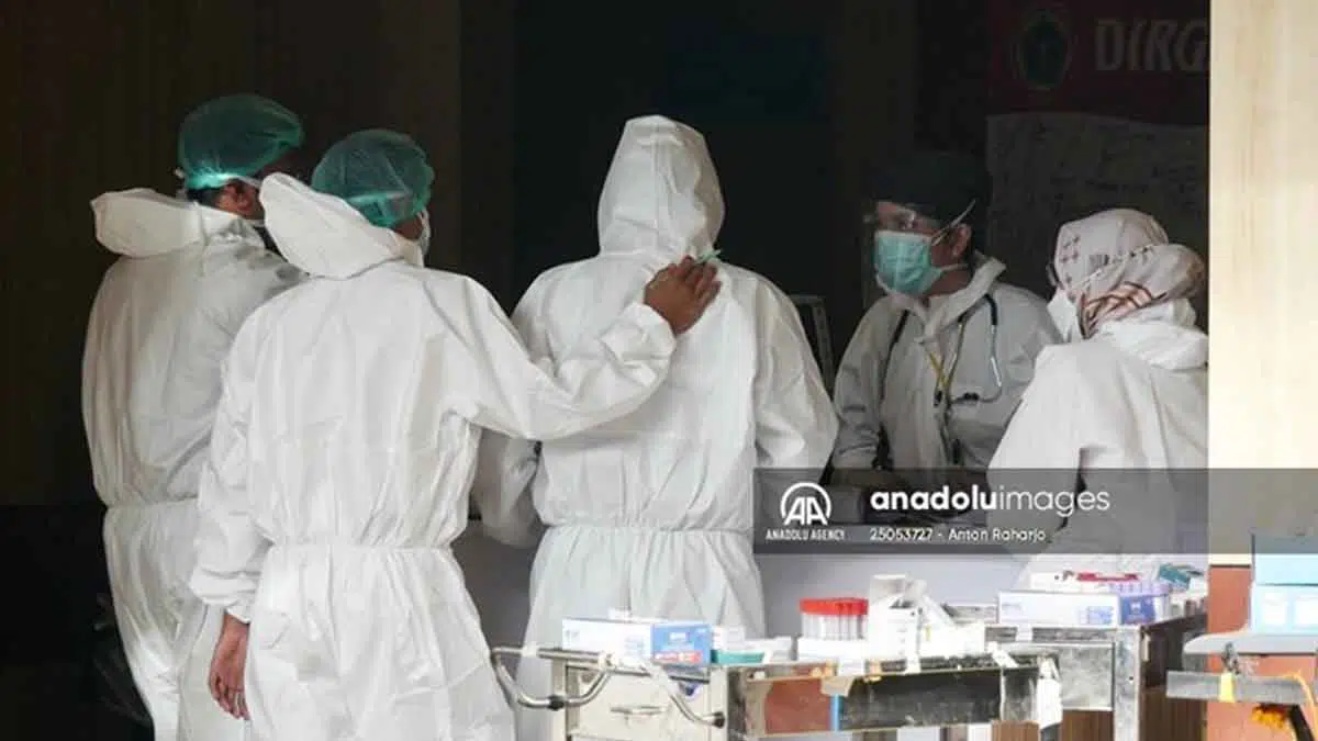 Indonesia Butuh 3 Ribu Dokter dan 20 Ribu Perawat Atasi Lonjakan Covid-19