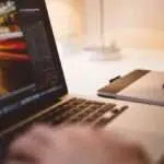 Ingin Bisnis Omzet Ratusan Juta dengan Modal Ratusan Ribu? Begini 3 Caranya