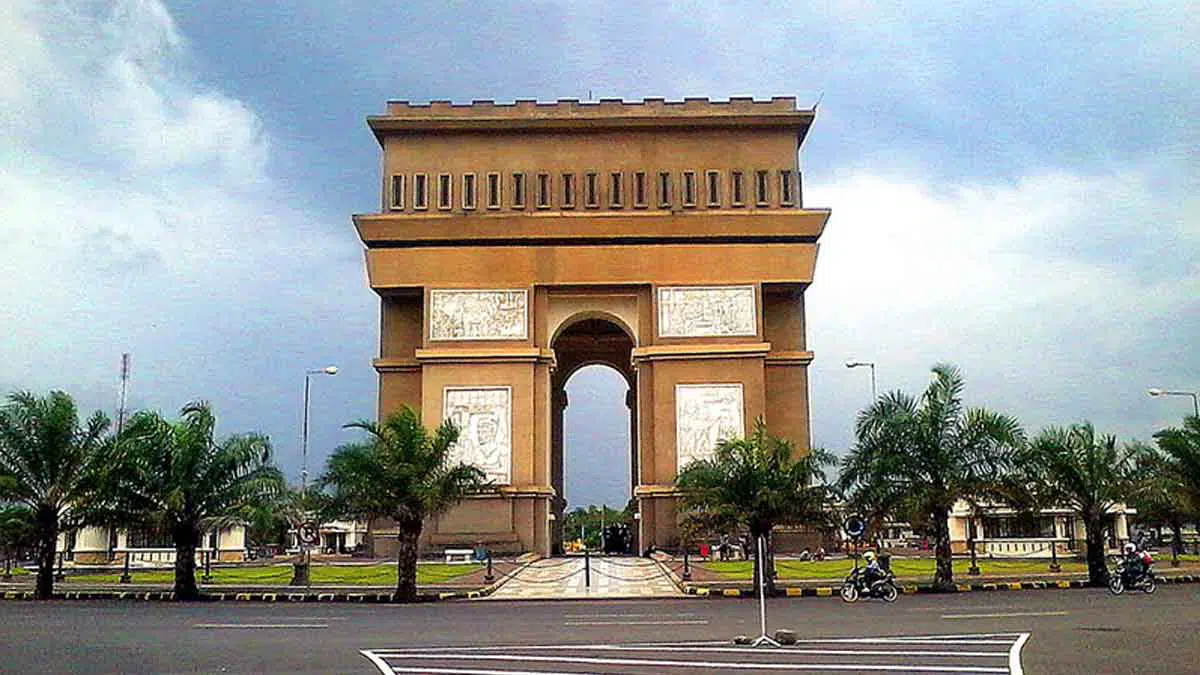 Menarik,-Inilah-5-Bangunan-Bersejarah-di-Kota-Kediri-yang--Harus-Anda-Tahu