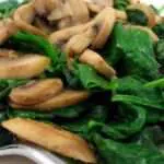 Resep Cah Jamur Bayam yang Gurih dan Menyehatkan