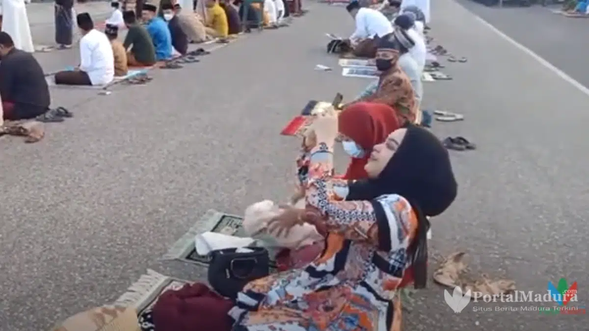 4 Pilar Lenyapkan Wabah, Isi Khotbah Iduladha di Masjid Jamik Sumenep