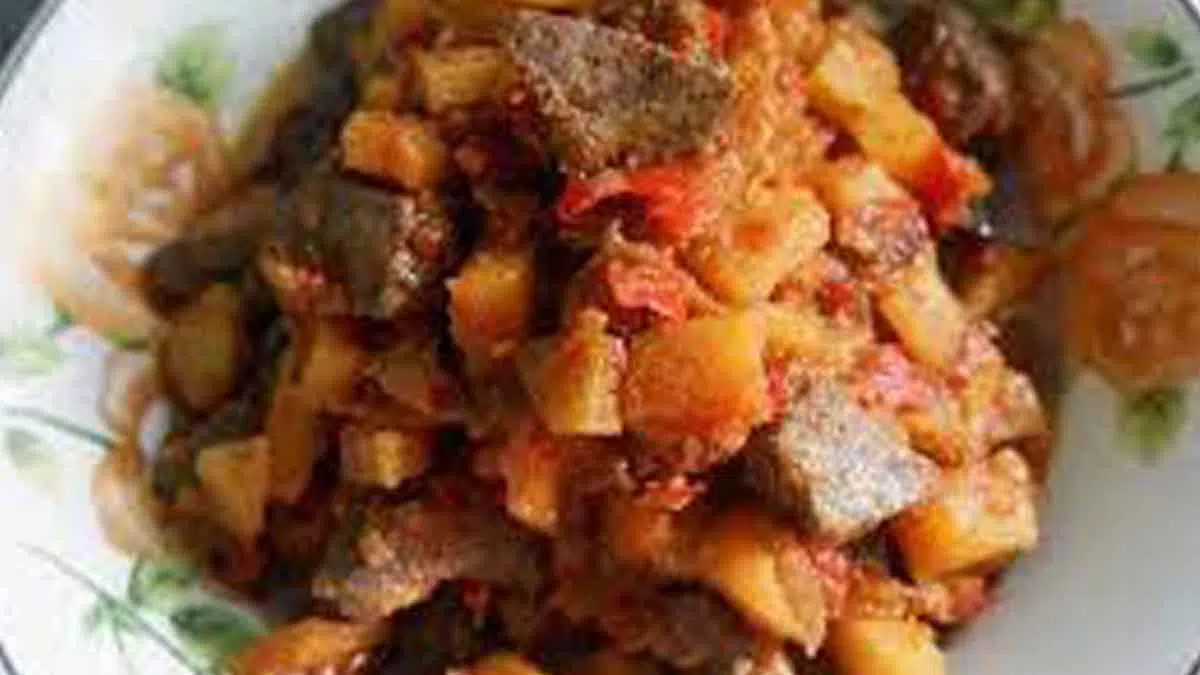 Resep Sambal Goreng Kambing dan Kentang yang Gurih dan Empuk