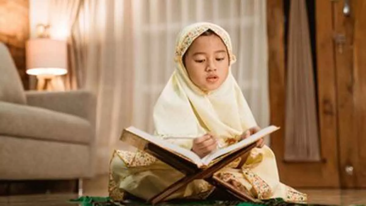 7 Cara Mudah Ajarkan Anak Jadi Hafiz Alquran di Rumah
