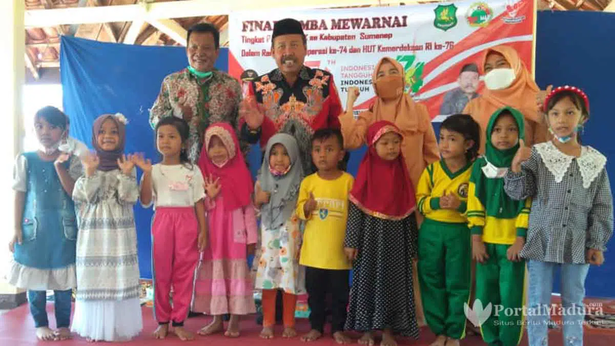 Diskop UM Sumenep Kenalkan Koperasi Sejak Usia Dini