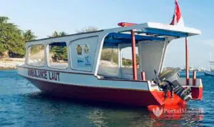Gusdurian-Peduli-Nasional-Bagikan-Satu-Unit-Ambulans-Laut-Untuk-Warga-Sapeken