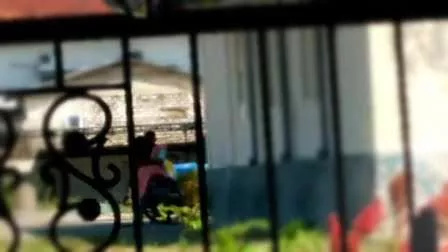 Beredar Video Sejoli Nekat Mesum Dekat Kantor Koni Sampang