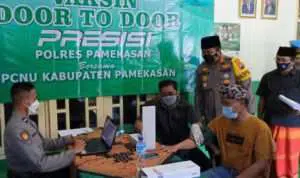 Polres Pamekasan Gandeng PCNU Gelar Gerai Vaksin Presisi Door to Door