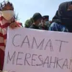 Bikin Resah, Aksi Warga : Copot Camat Batang-Batang