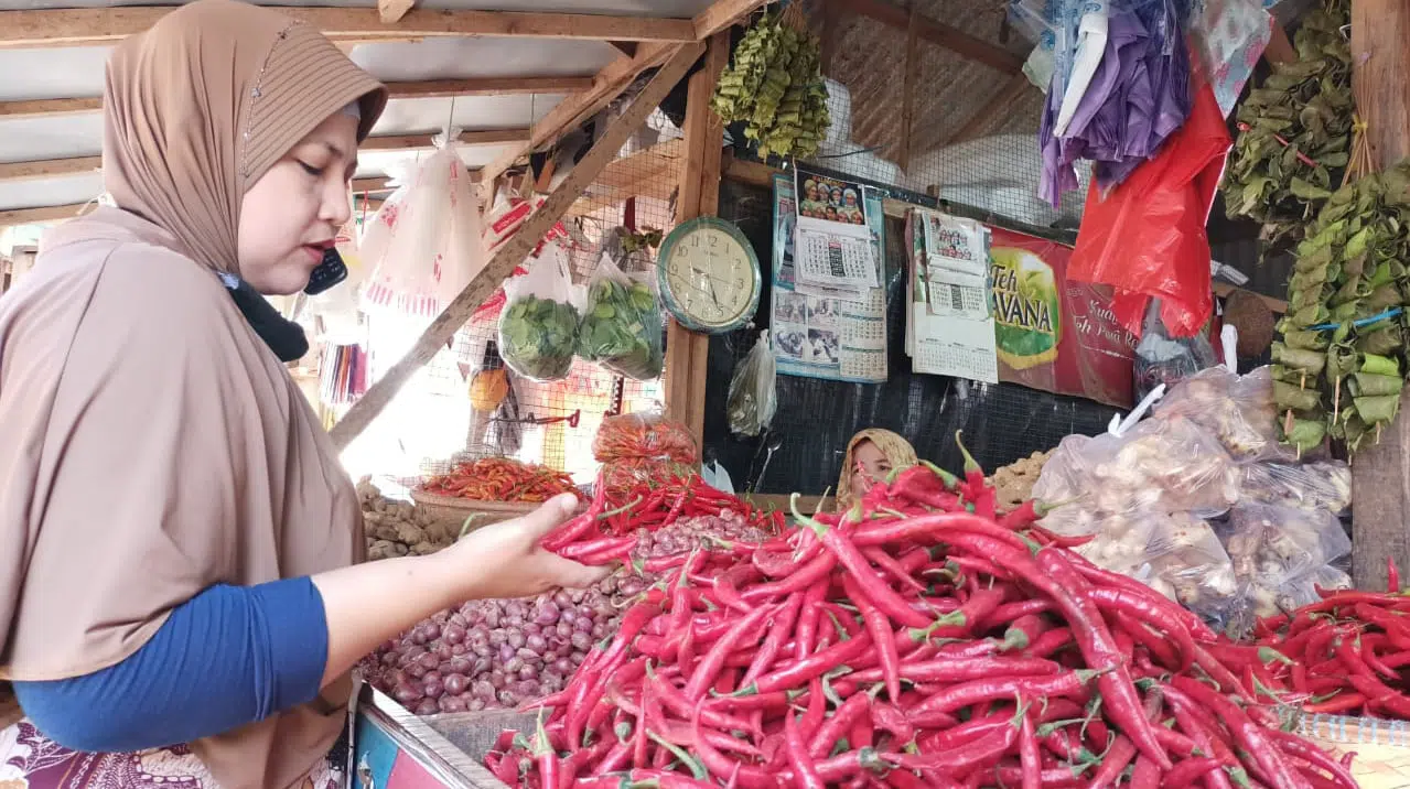 Harga Cabai Rawit Merah Anjlok di Sumenep