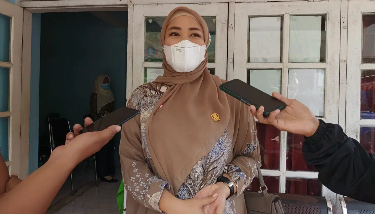 Nurfitriana Lakukan Pengawasan Persiapan PTM SMA di Sumenep